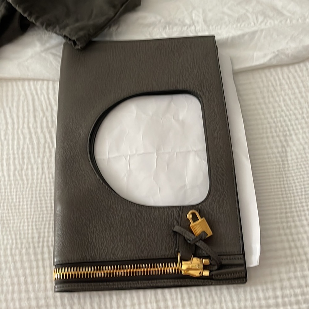 Tom Ford - Picture 16 of 16